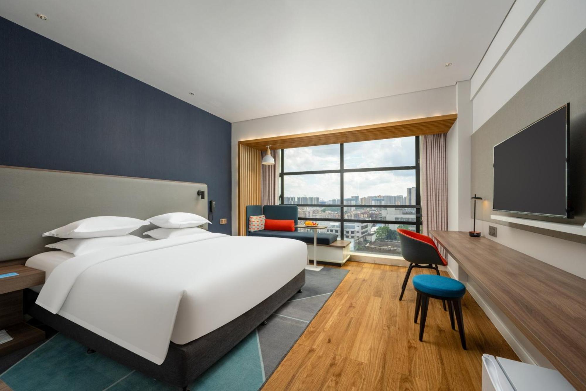 Holiday Inn Express Jiangmen Jianghai By Ihg Exterior photo