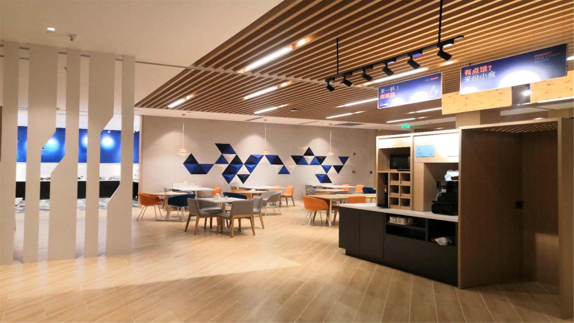 Holiday Inn Express Jiangmen Jianghai By Ihg Exterior photo